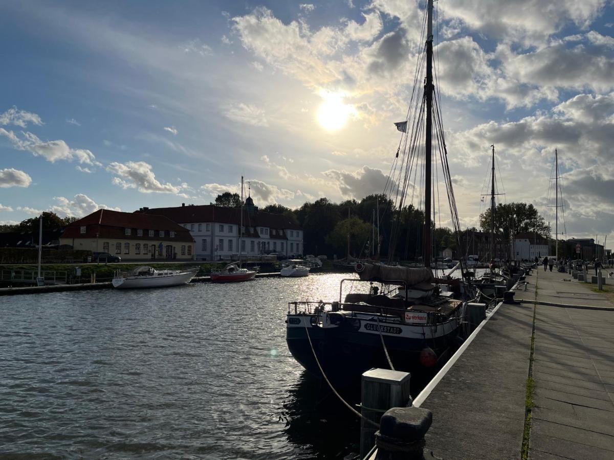 Lykkefund - Ferienwohnungen In Hafennaehe Glückstadt 外观 照片